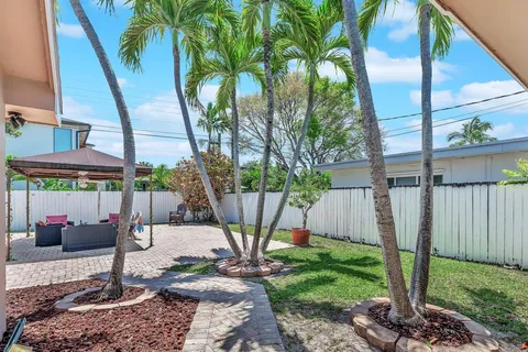 $1,590,000 | 1870 Northeast 197th Terrace, Miami, FL 33179