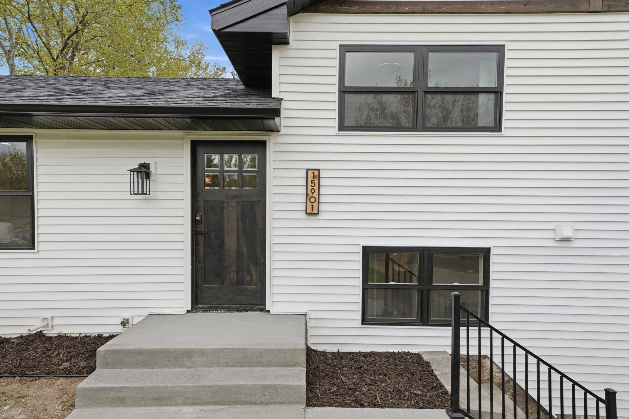 15901 West 62nd Street Eden Prairie, MN 55346 - Photo 2 of 32