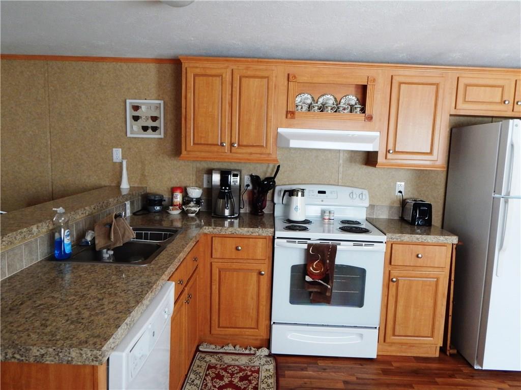 33 Cedar Street Millinocket, ME 04462 - Photo 4 of 15 Photo