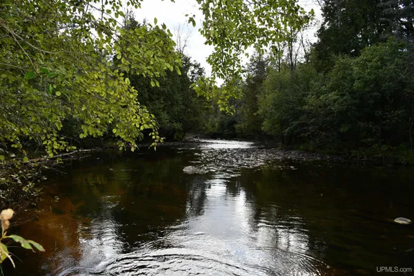 $39,900 | Lot #14 Northwood Lane, Marquette, MI 49855