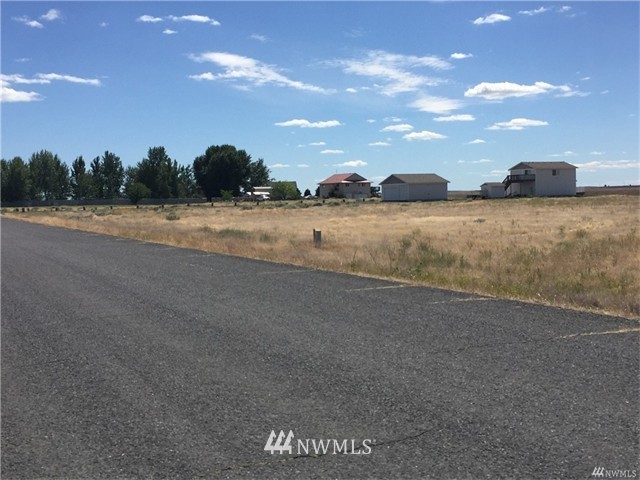 8773 Stonecrest Road Northeast Moses Lake, WA 98837 - Photo 1 of 8 Gallery Image 1