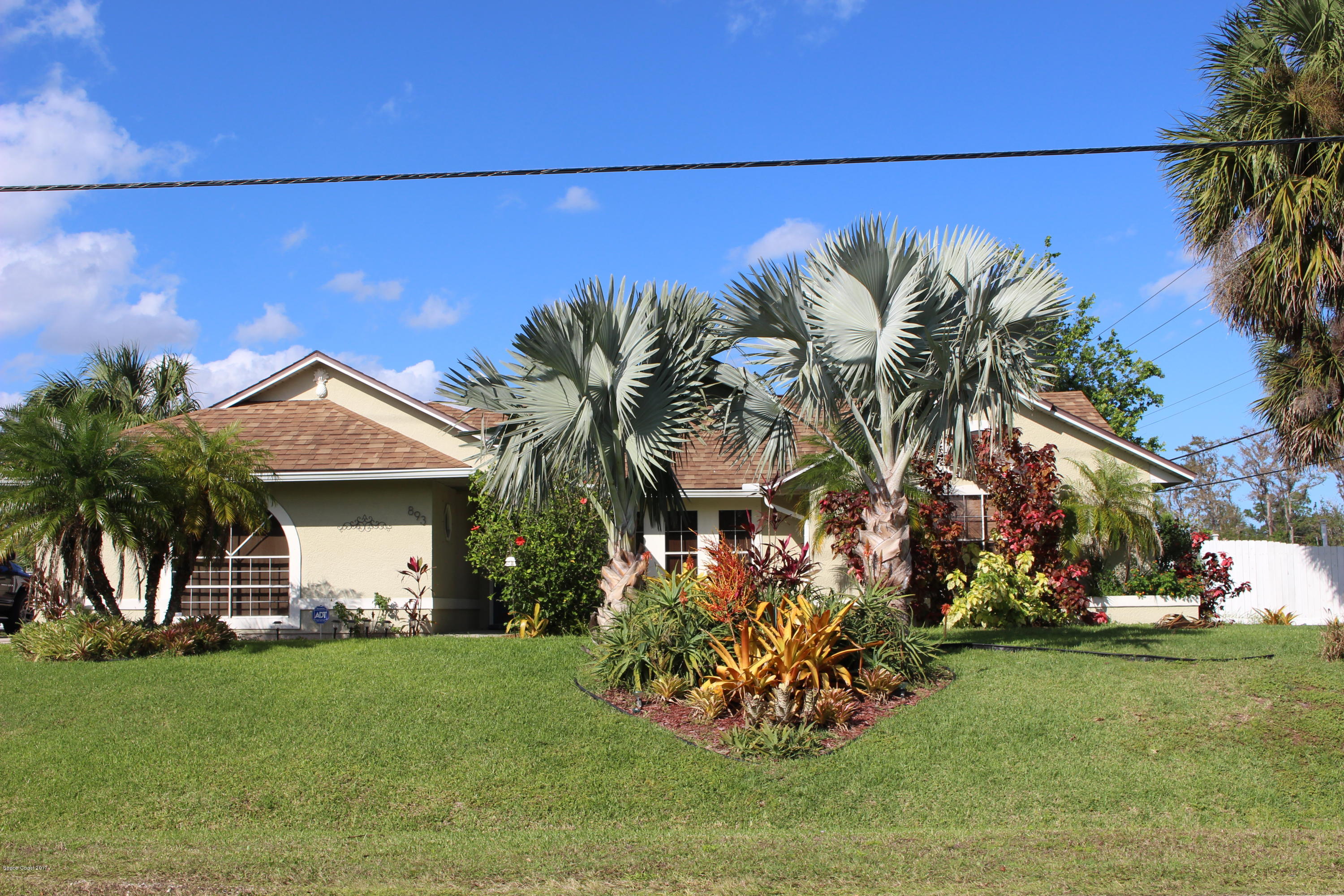 893 Raleigh Road Southeast Palm Bay, FL 32909 - Photo 2 of 30 IMG_3414