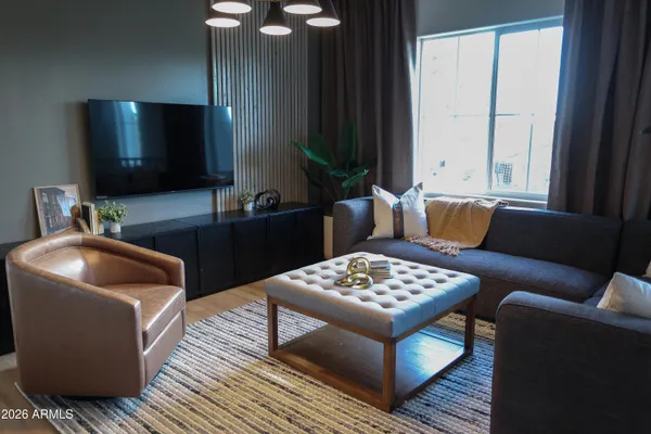 $665,000 | 1511 West Sierra Vista Drive, Phoenix, AZ 85015