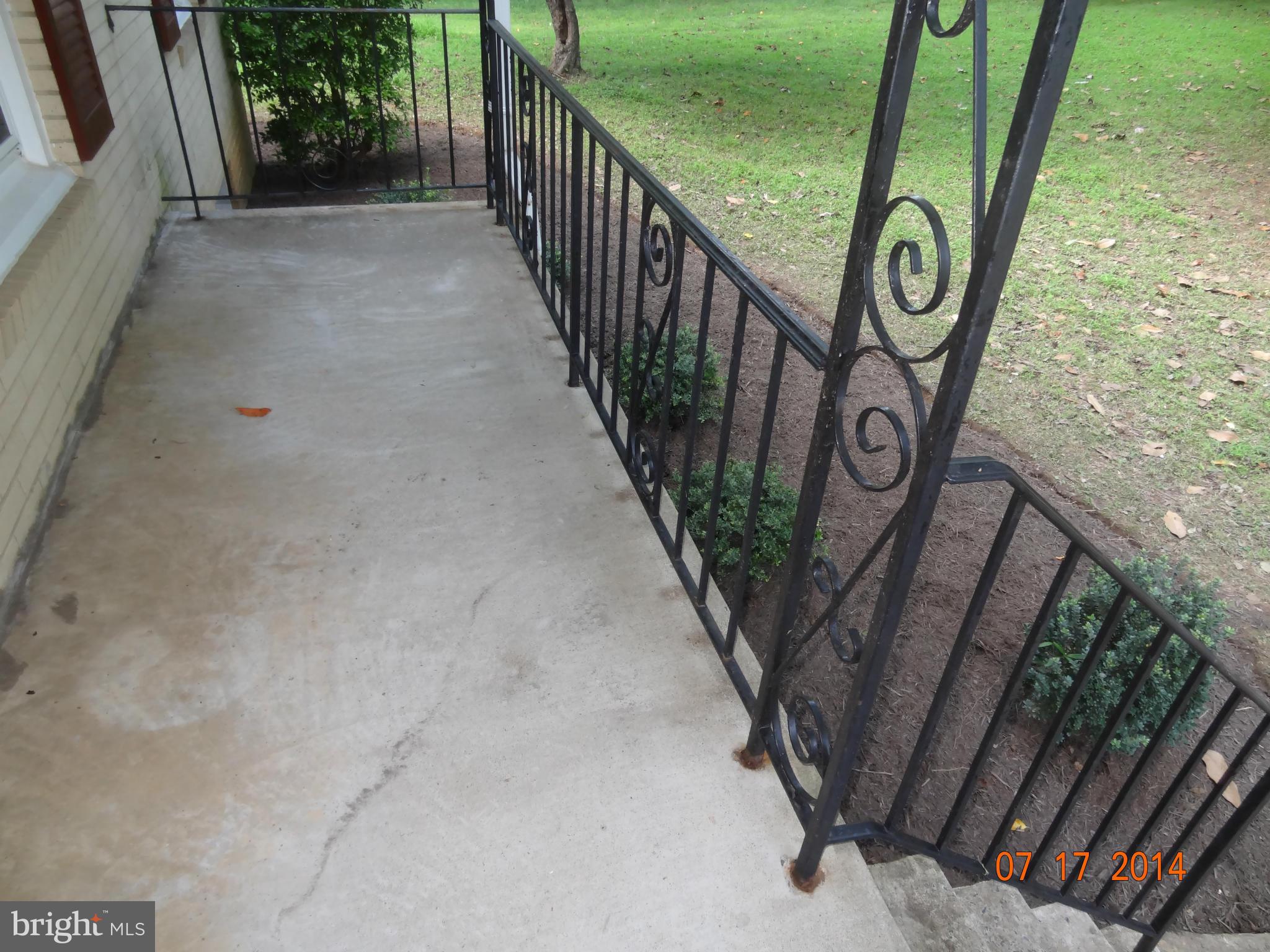 6585 Davis Ford Road Manassas, VA 20111 - Photo 20 of 30 Front Porch with Rod Iron