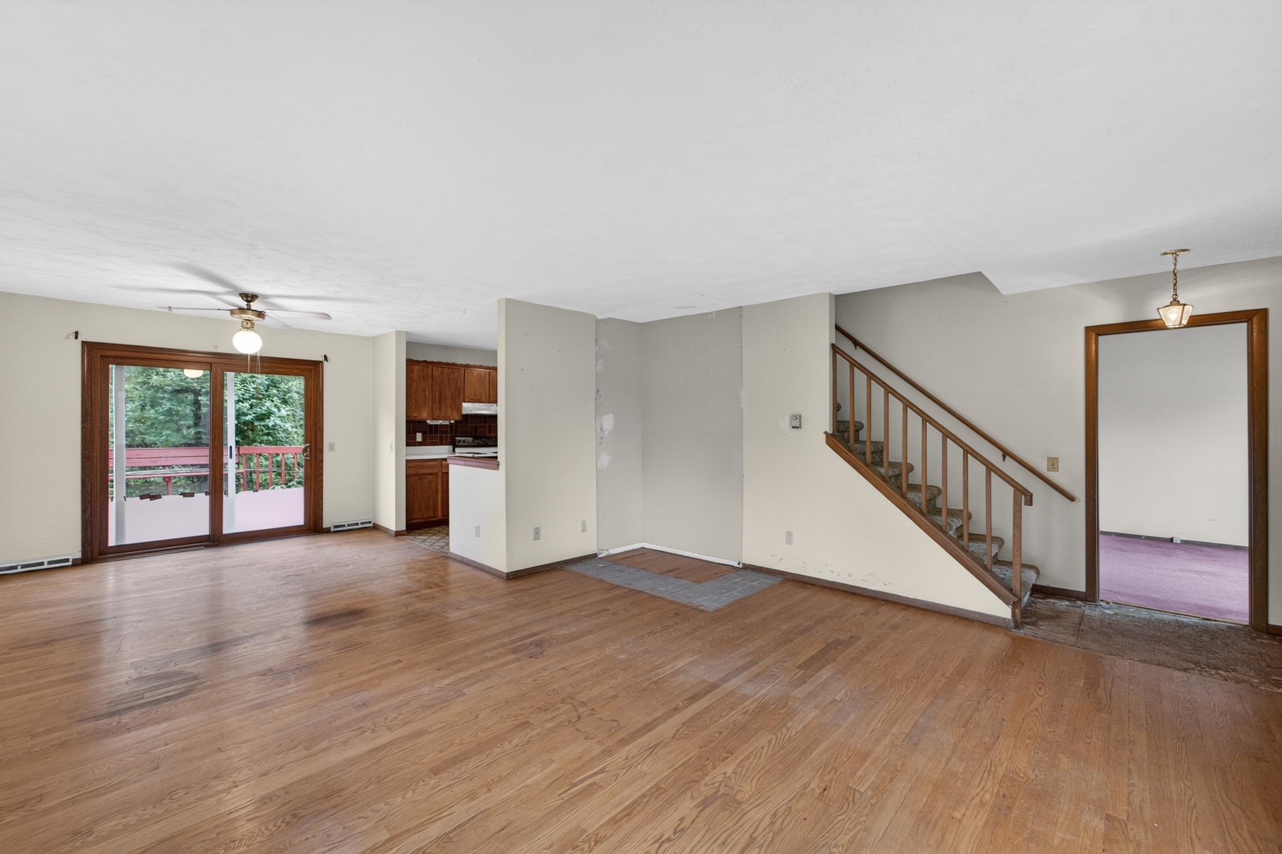 1605 Maple Street Middleton, WI 53562 - Photo 2 of 30