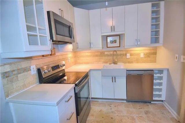 $219,000 | 430 Lindbergh Drive Northeast, Unit G1, Atlanta, GA 30305