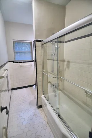 $219,000 | 430 Lindbergh Drive Northeast, Unit G1, Atlanta, GA 30305