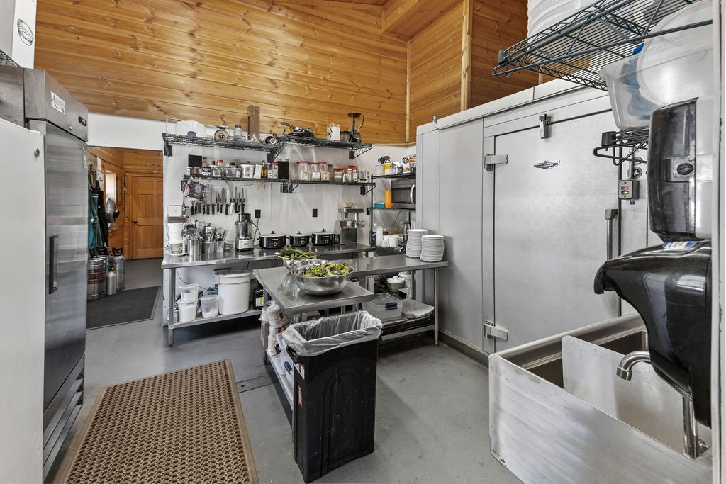 304 Sutherland Road, Unit 2 East Meredith, NY 13757 - Photo 17 of 48