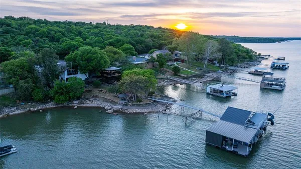 $2,275,000 | 440 Lakeside Drive, Brownwood, TX 76801