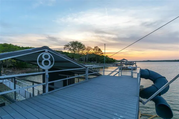 $2,275,000 | 440 Lakeside Drive, Brownwood, TX 76801
