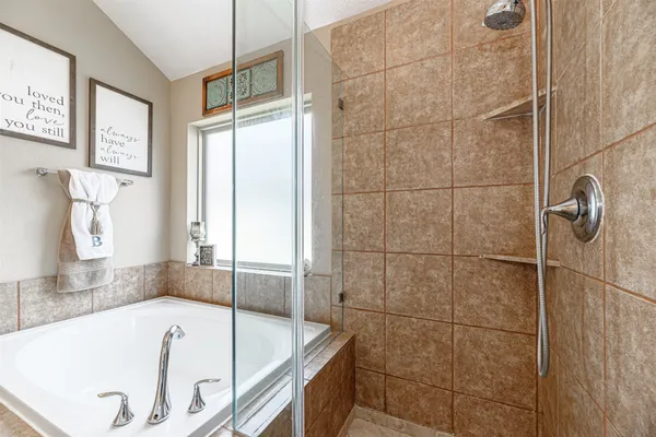 $2,350 | 2003 Lansing Cove Drive, Fresno, TX 77545