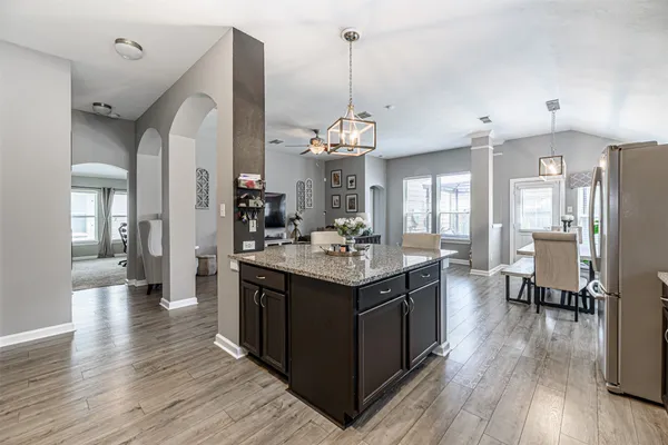 $2,350 | 2003 Lansing Cove Drive, Fresno, TX 77545