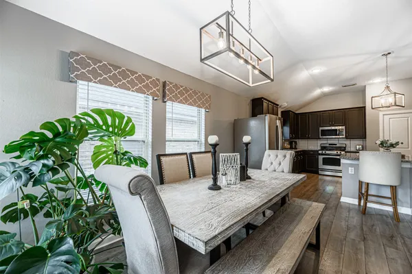 $2,350 | 2003 Lansing Cove Drive, Fresno, TX 77545