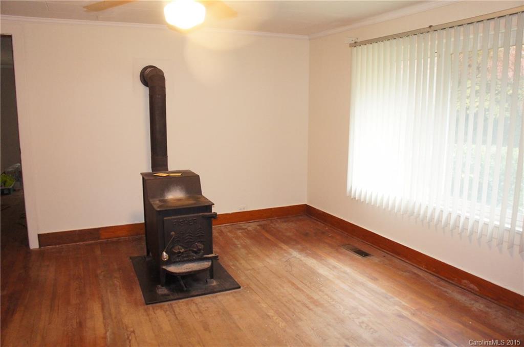 313 Sunderland Road Belmont, NC 28012 - Photo 6 of 18 Gallery Image 6