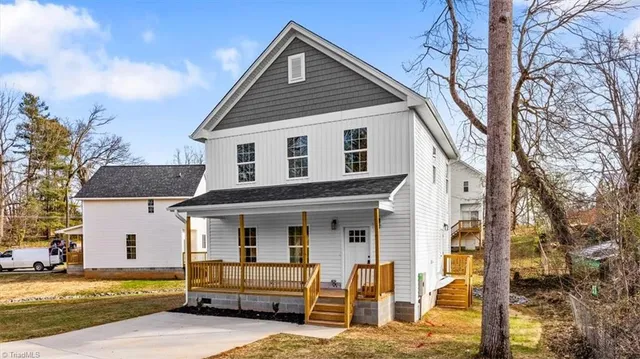 $260,000 | 506 Greenwood Drive, High Point, NC 27262