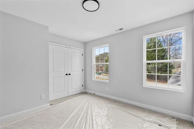 $260,000 | 506 Greenwood Drive, High Point, NC 27262