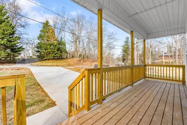 $260,000 | 506 Greenwood Drive, High Point, NC 27262