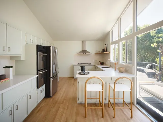 $4,488,888 | 210 Cervantes Road, Portola Valley, CA 94028