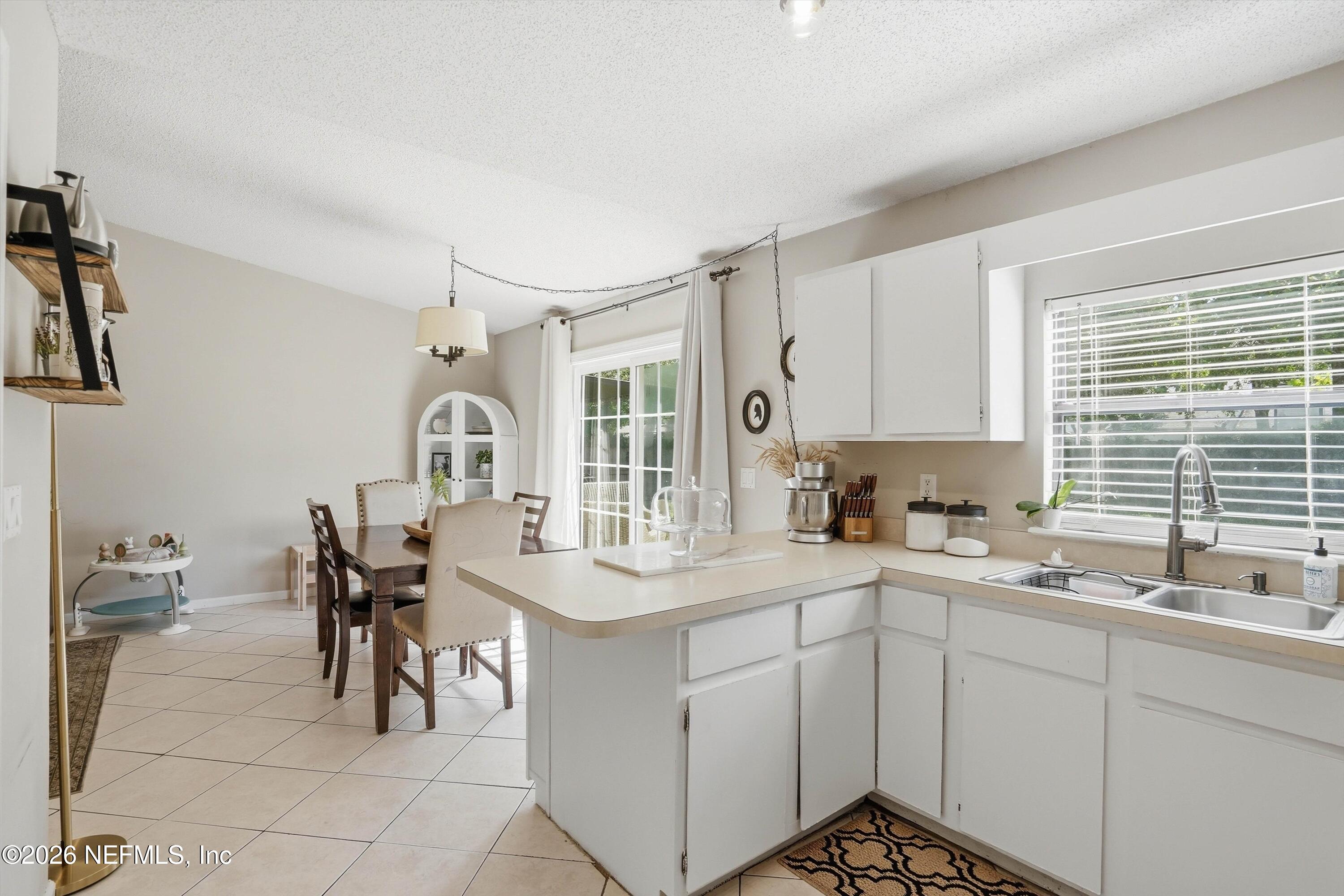 12768 Attrill Road Jacksonville, FL 32258 - Photo 15 of 32 15-Kitchen