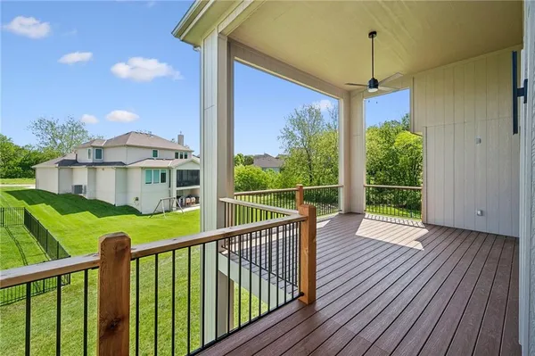$845,000 | 2728 Northeast 91st Place, Kansas City, MO 64156