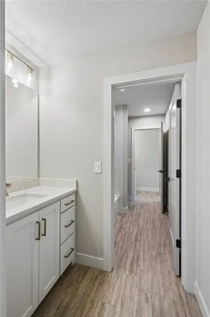 $845,000 | 2728 Northeast 91st Place, Kansas City, MO 64156