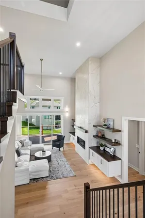 $845,000 | 2728 Northeast 91st Place, Kansas City, MO 64156