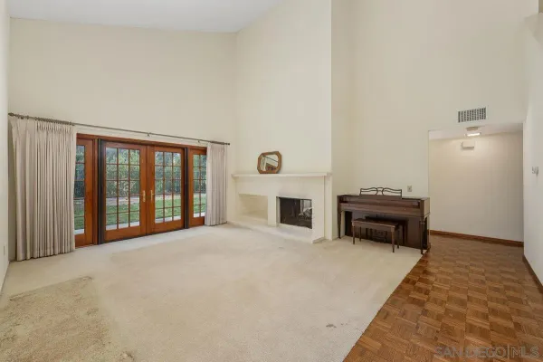 $1,425,000 | 10575 Canyon Lake Drive, San Diego, CA 92131