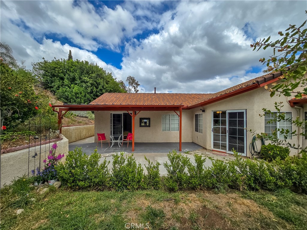 11357 Gramercy Place Riverside, CA 92505 - Photo 48 of 65 Large back yard