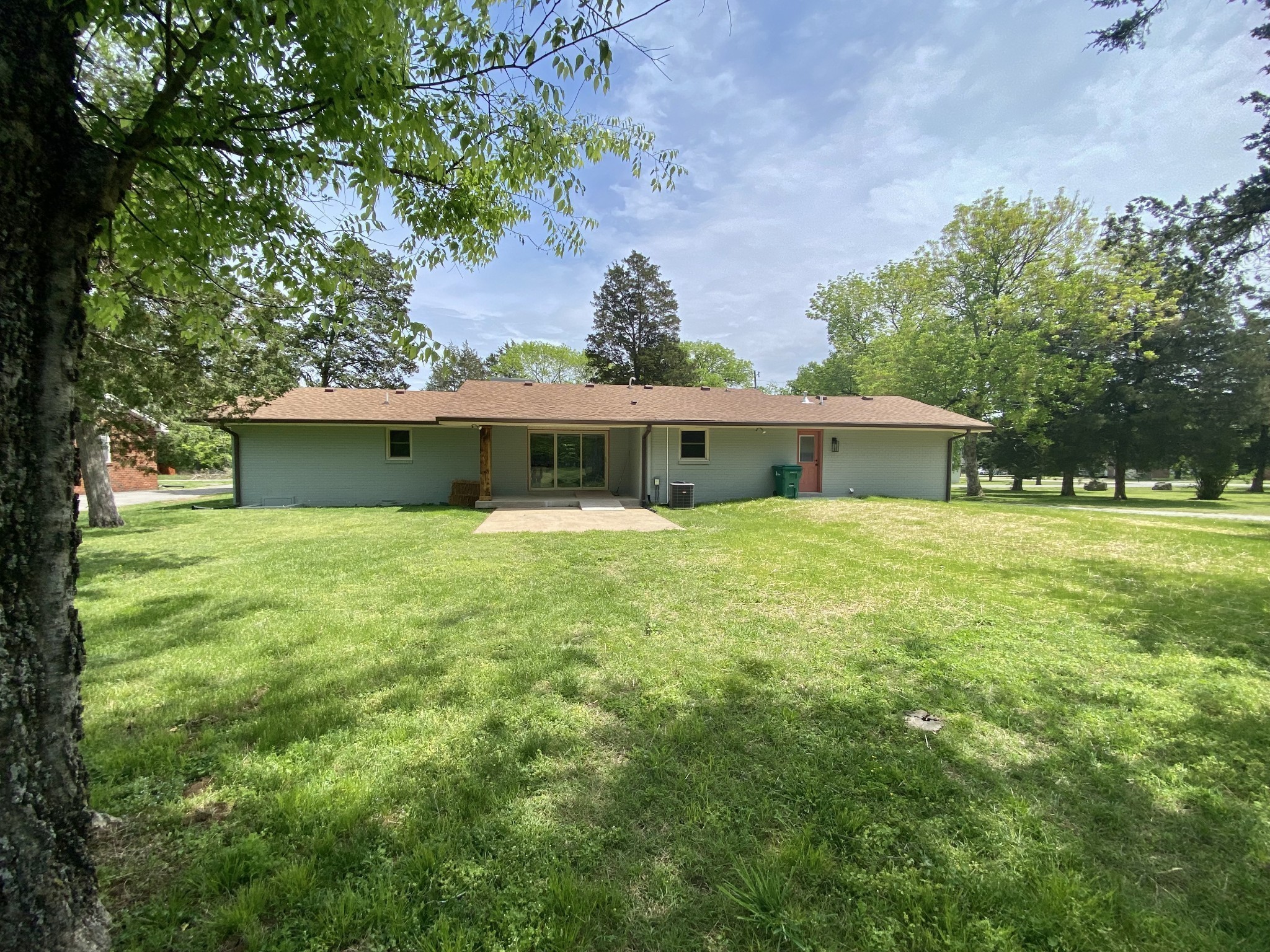 218 Windmill Drive Lebanon, TN 37087 - Photo 68 of 70 a front view of a house with a garden and yard
