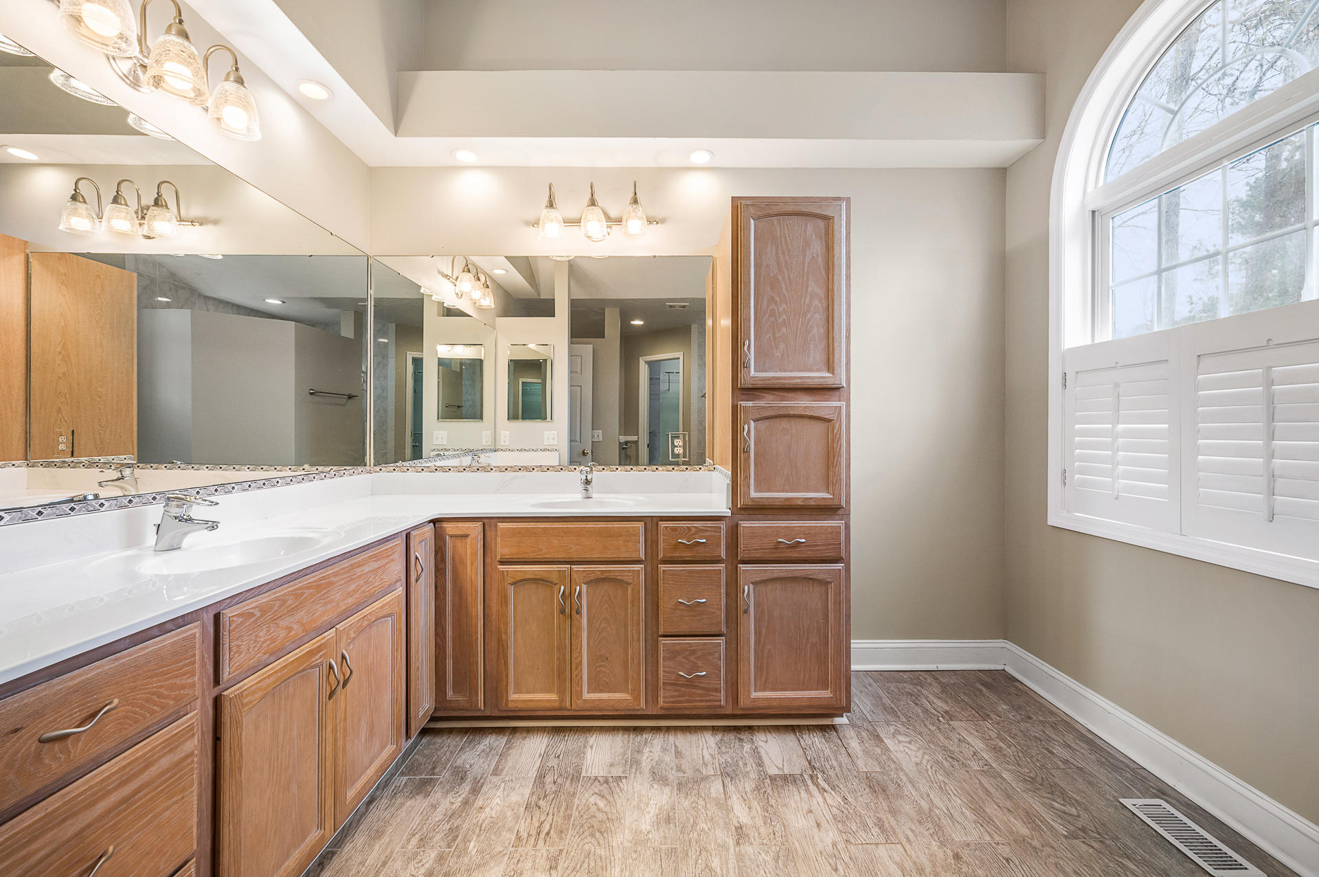 311 Kenilworth Road Summerville, SC 29485 - Photo 12 of 25 311Kenilworth2-15
