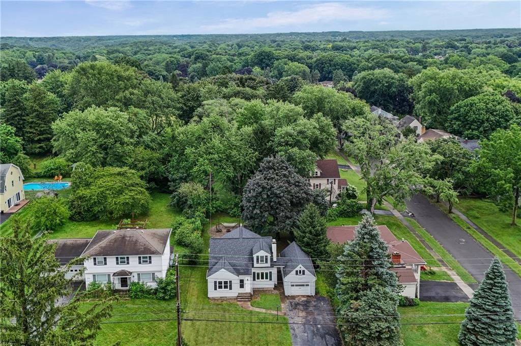 260 Pardee Road Irondequoit, NY 14609 - Photo 41 of 44 Gallery Image 41