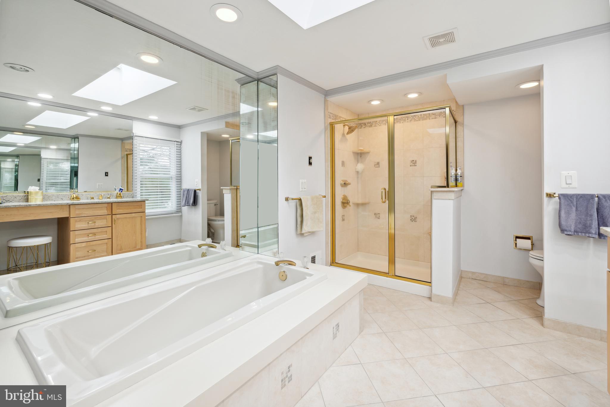 12525 Falconbridge Drive North Potomac, MD 20878 - Photo 17 of 35 Gallery Image 17