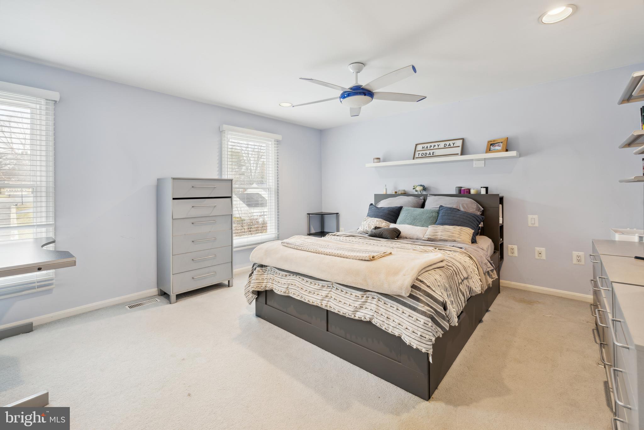 12525 Falconbridge Drive North Potomac, MD 20878 - Photo 20 of 35 Gallery Image 20