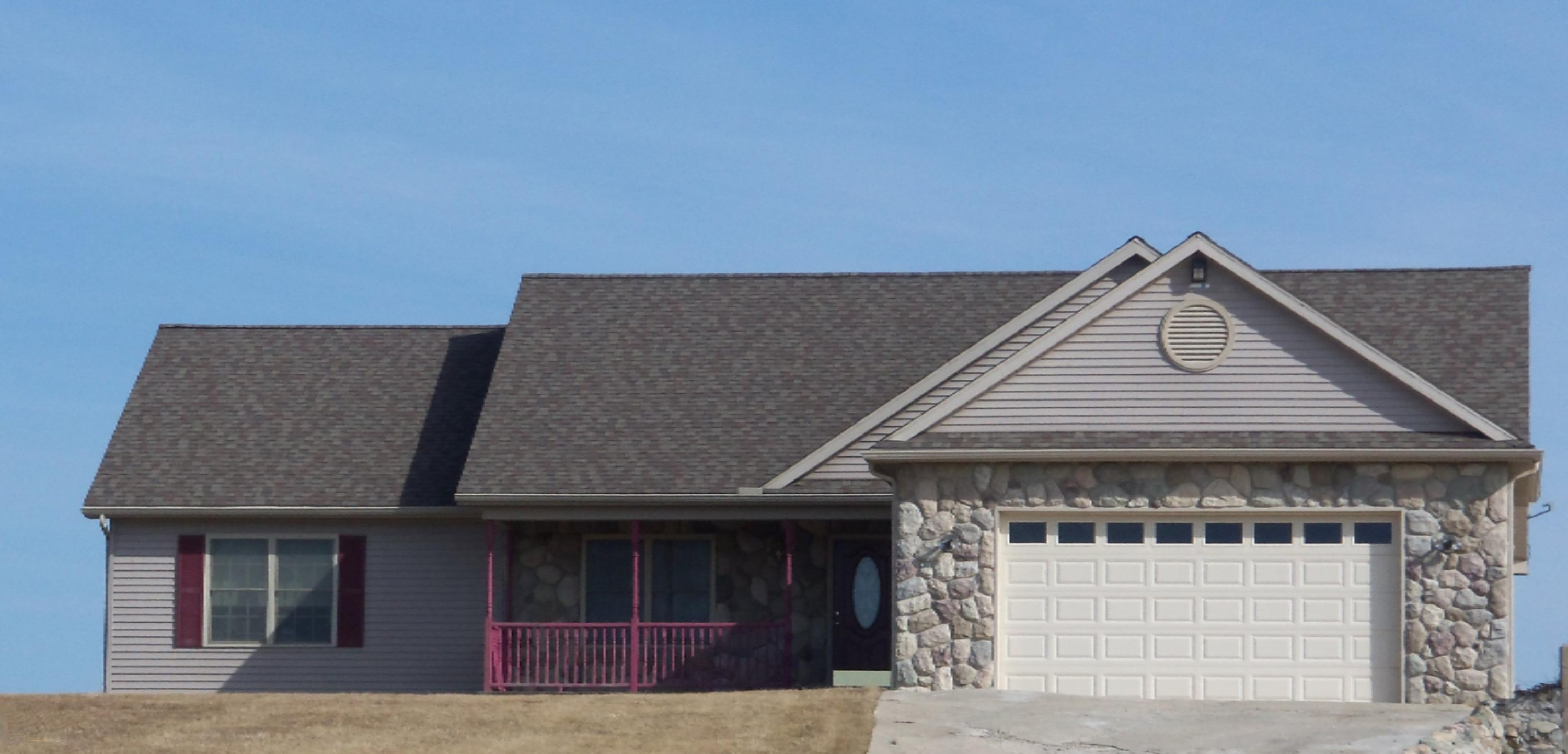 135 South Stine Road Charlotte, MI 48813 - Photo 1 of 7 Front of Home