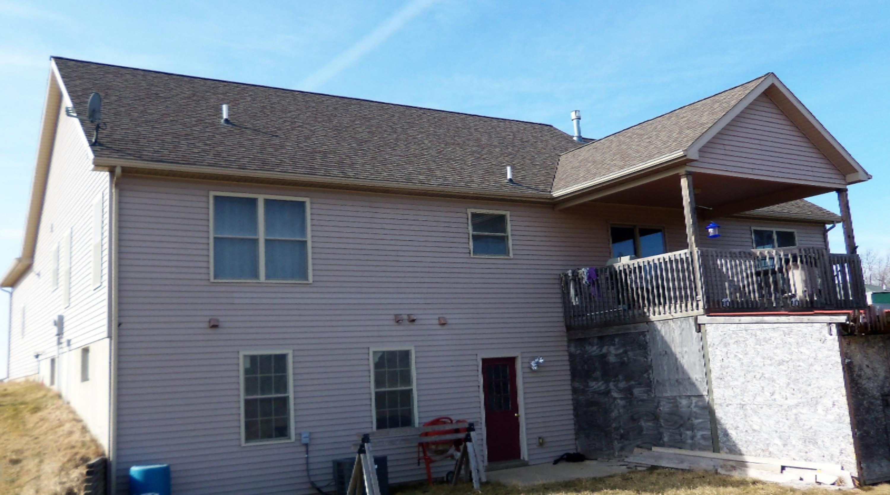 135 South Stine Road Charlotte, MI 48813 - Photo 3 of 7 Back