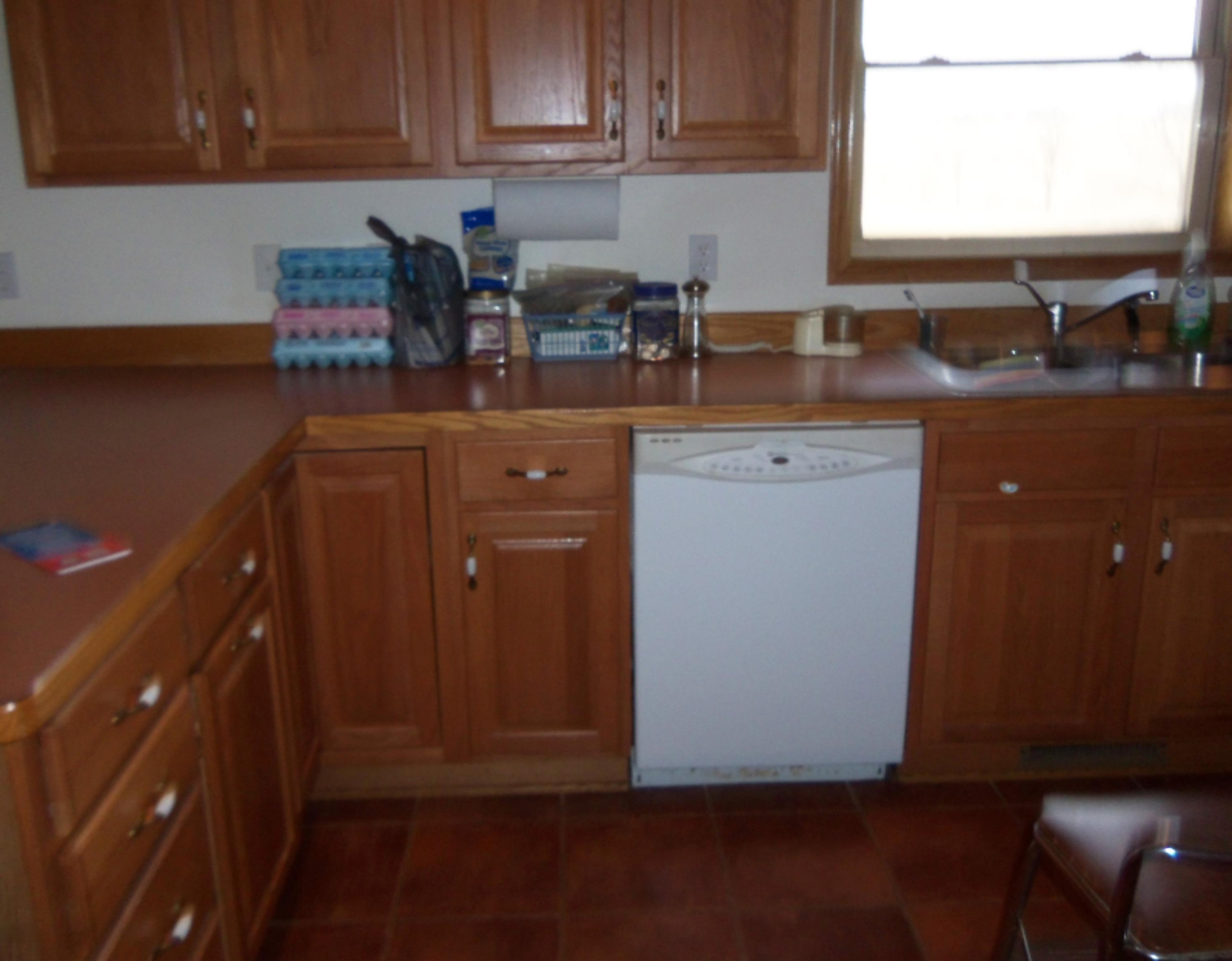 135 South Stine Road Charlotte, MI 48813 - Photo 4 of 7 Kitchen