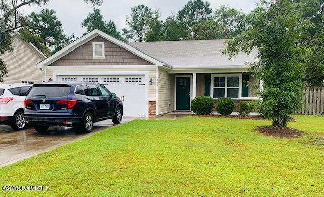 $1,900 | 419 Ridgeway Drive, Sneads Ferry, NC 28460