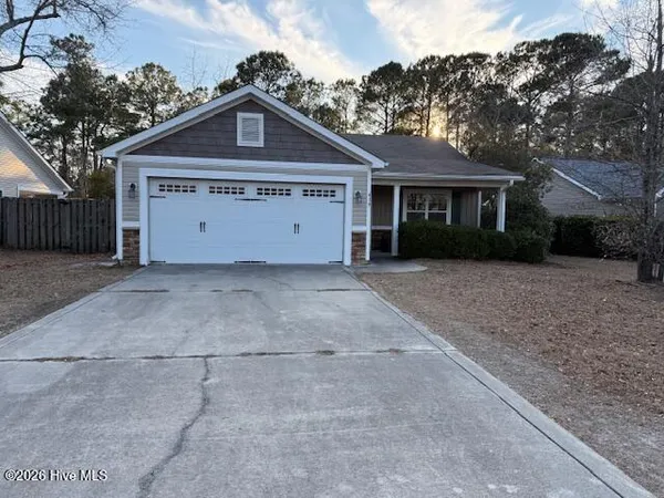 $1,900 | 419 Ridgeway Drive, Sneads Ferry, NC 28460