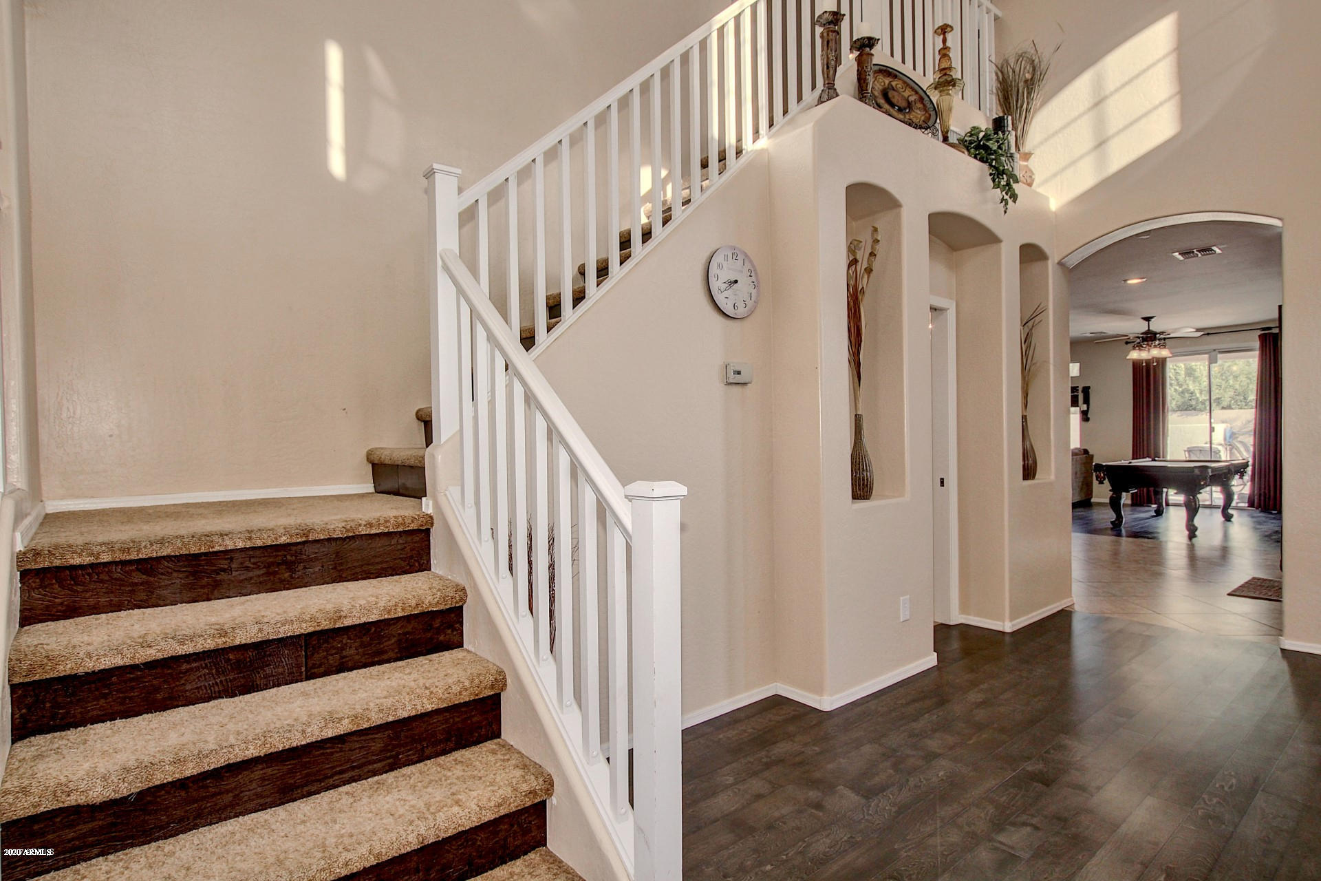 2010 West Carson Road Phoenix, AZ 85041 - Photo 4 of 12 int8