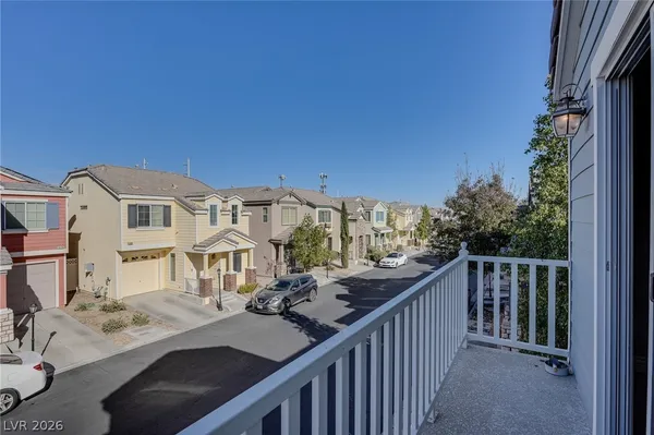 $1,900 | 1625 Tristan Flower Avenue, Las Vegas, NV 89183