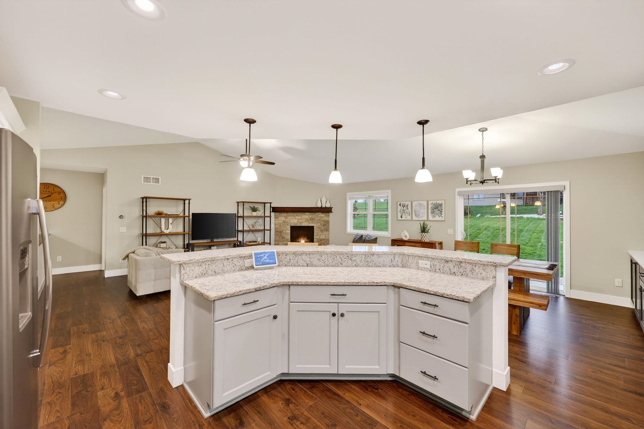 212 West Gonstead Road Mount Horeb, WI 53572 - Photo 13 of 63