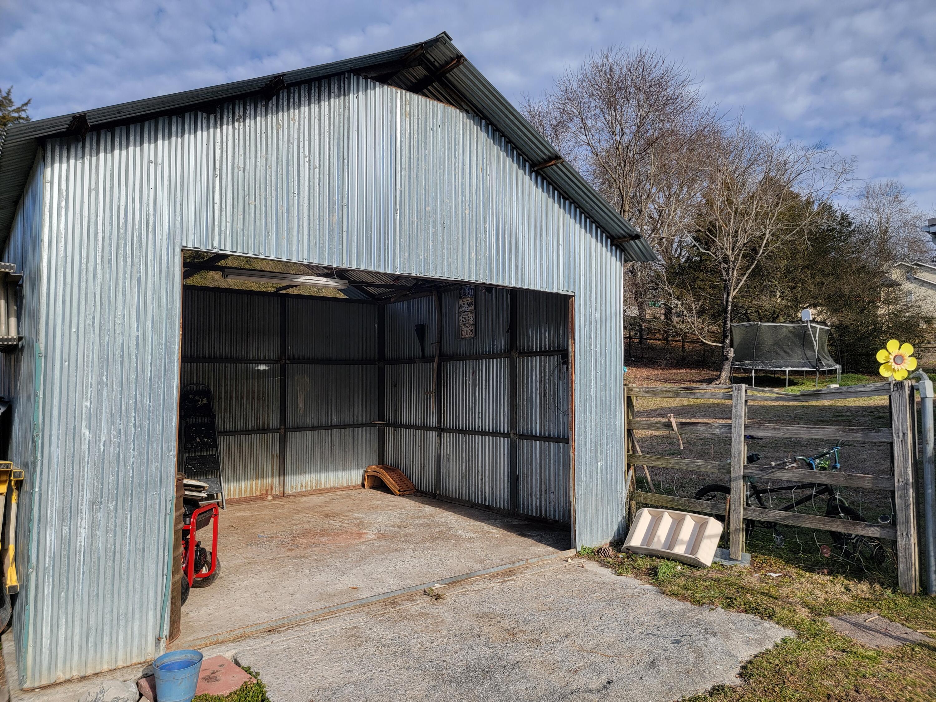 8795 Bramlett Road Harrison, TN 37341 - Photo 5 of 10 20260208_095320