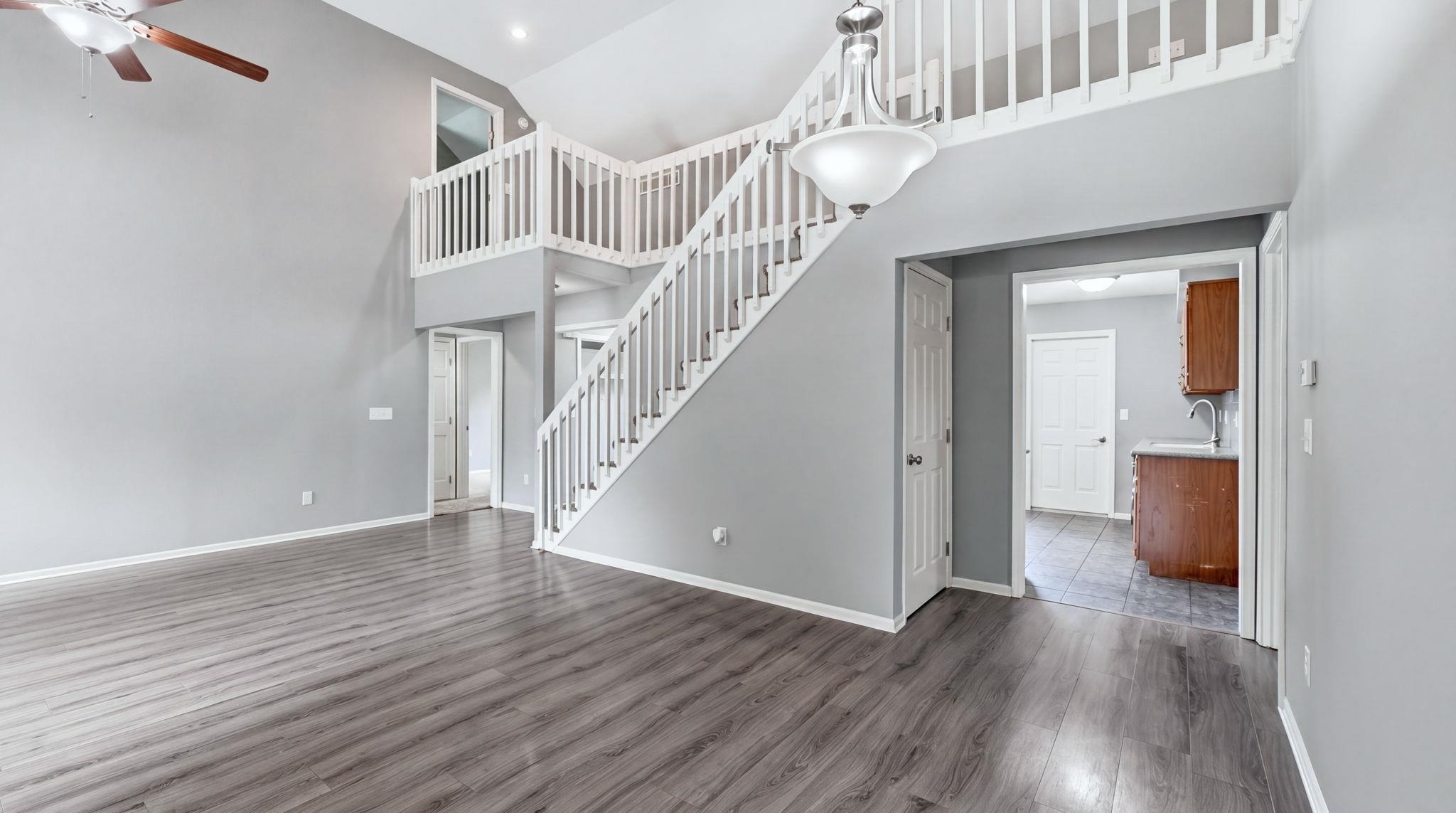 5920 Tomahawk Trail Fort Wayne, IN 46804 - Photo 8 of 32