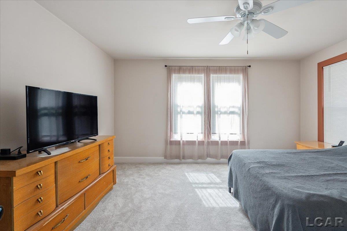 611 State Street Adrian, MI 49221 - Photo 7 of 40