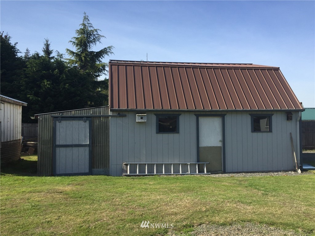 173 Marsden Road Port Angeles, WA 98362 - Photo 6 of 19 Gallery Image 6