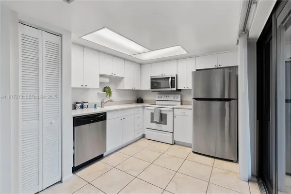 $2,650 | 1145 North Shannon Avenue, Unit 39, Indialantic, FL 32903