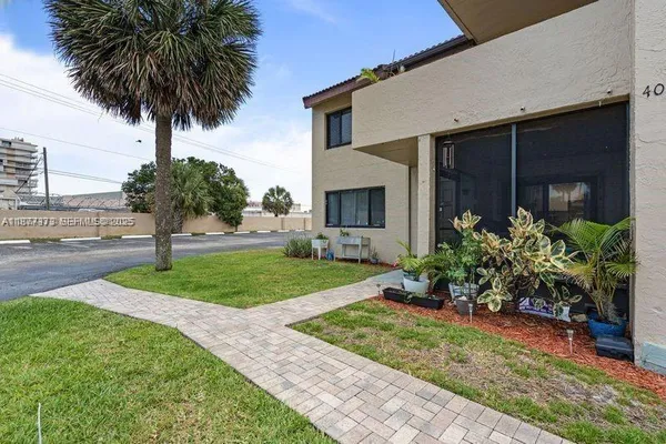 $2,650 | 1145 North Shannon Avenue, Unit 39, Indialantic, FL 32903