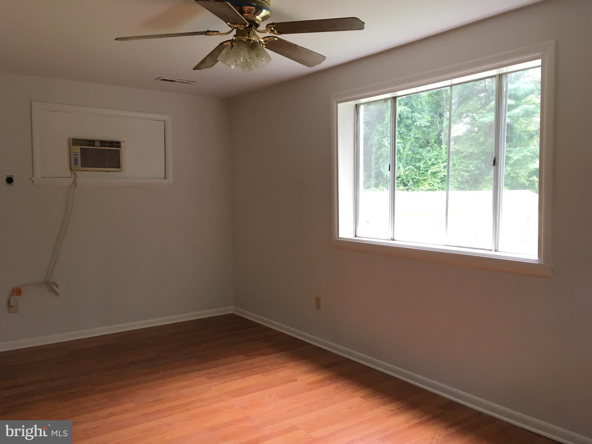23601 Peach Tree Road Clarksburg, MD 20871 - Photo 8 of 24 Bedroom (Master)