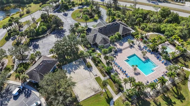 $1,950 | 7428 Vista Way, Unit 105, Bradenton, FL 34202