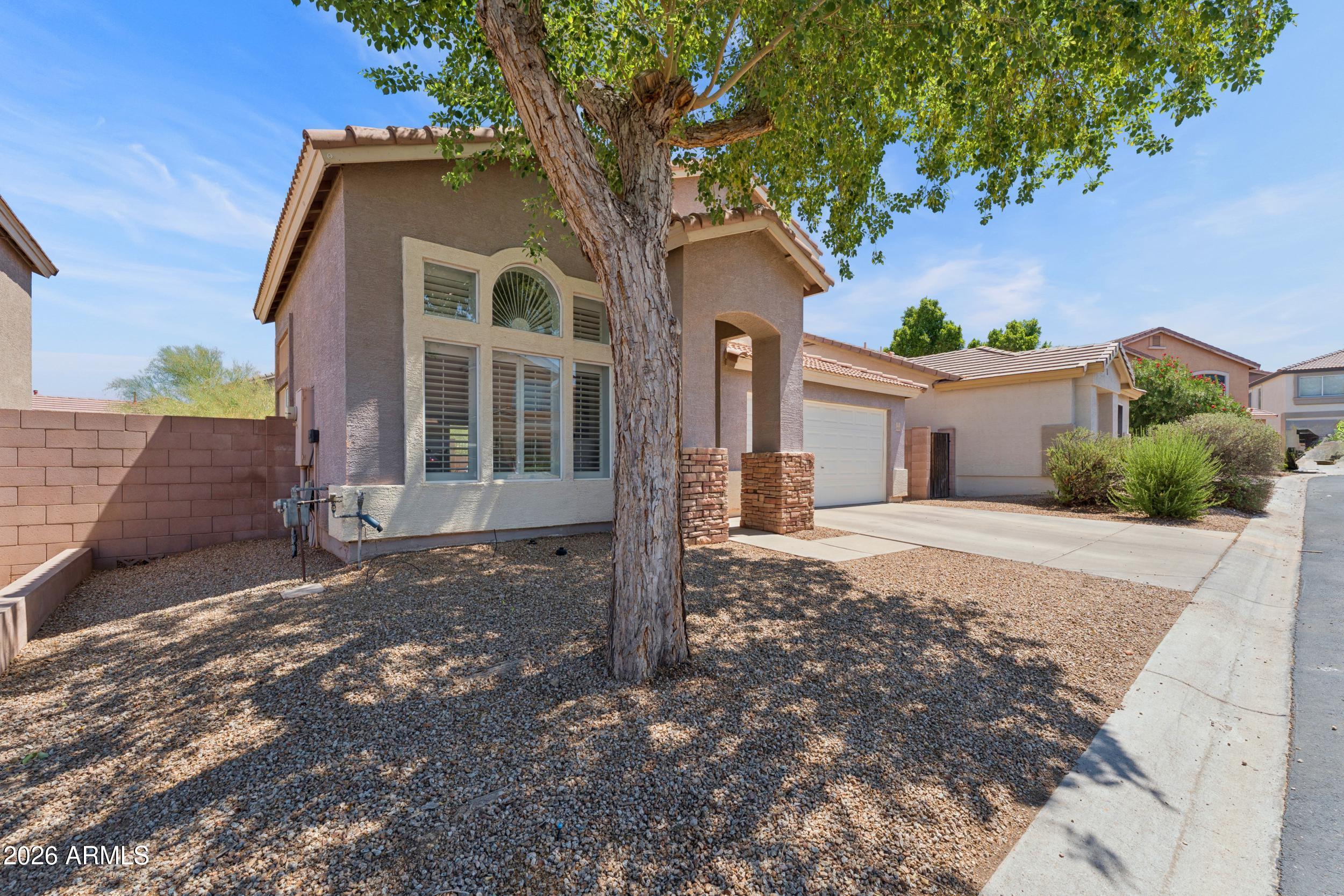 6650 East Rhodes Street Mesa, AZ 85215 - Photo 5 of 50 4_dsc00955.png